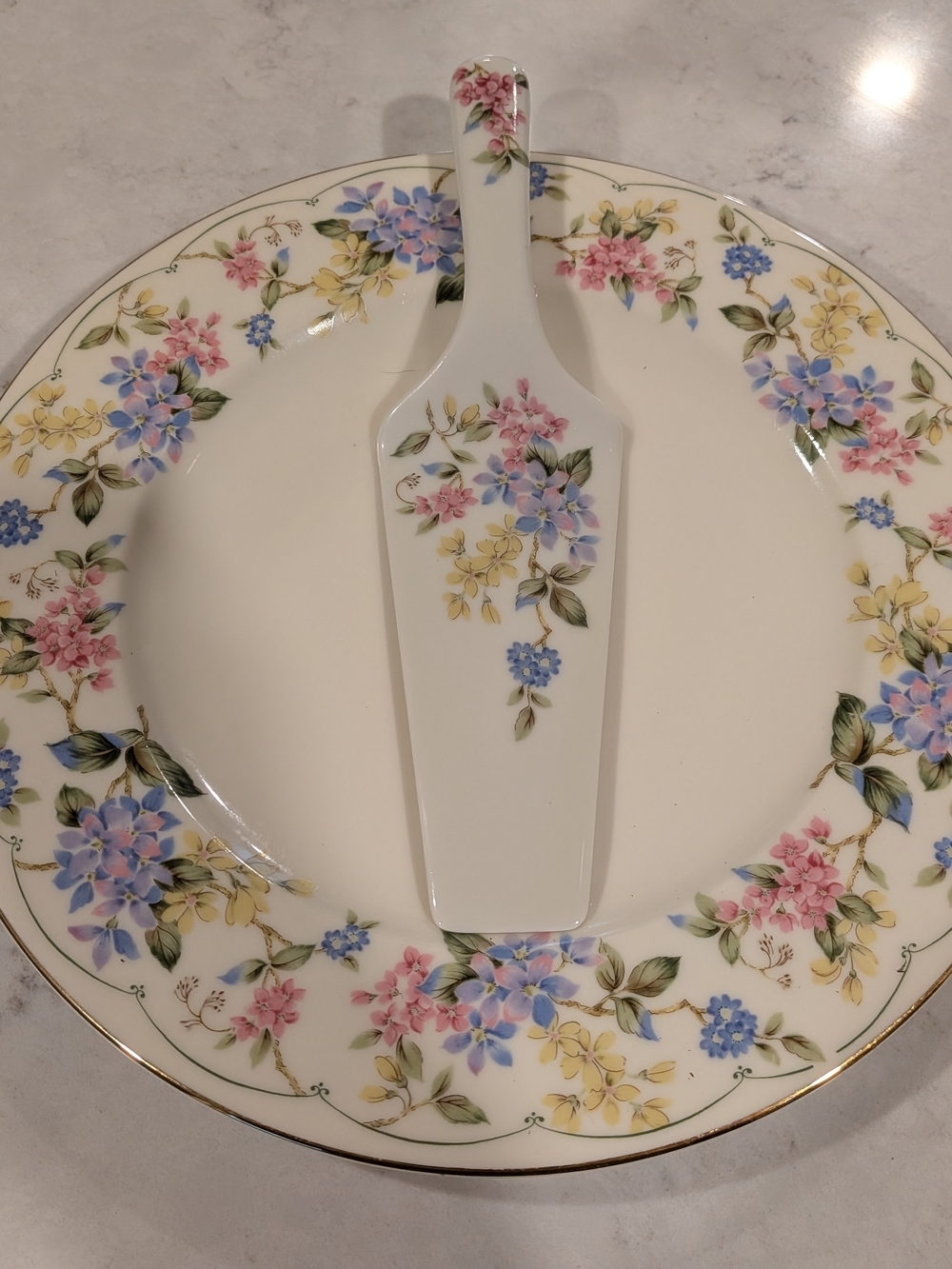 loral Porcelain Cake Plate and Server - White with Pink, Blue & Yellow Flowers